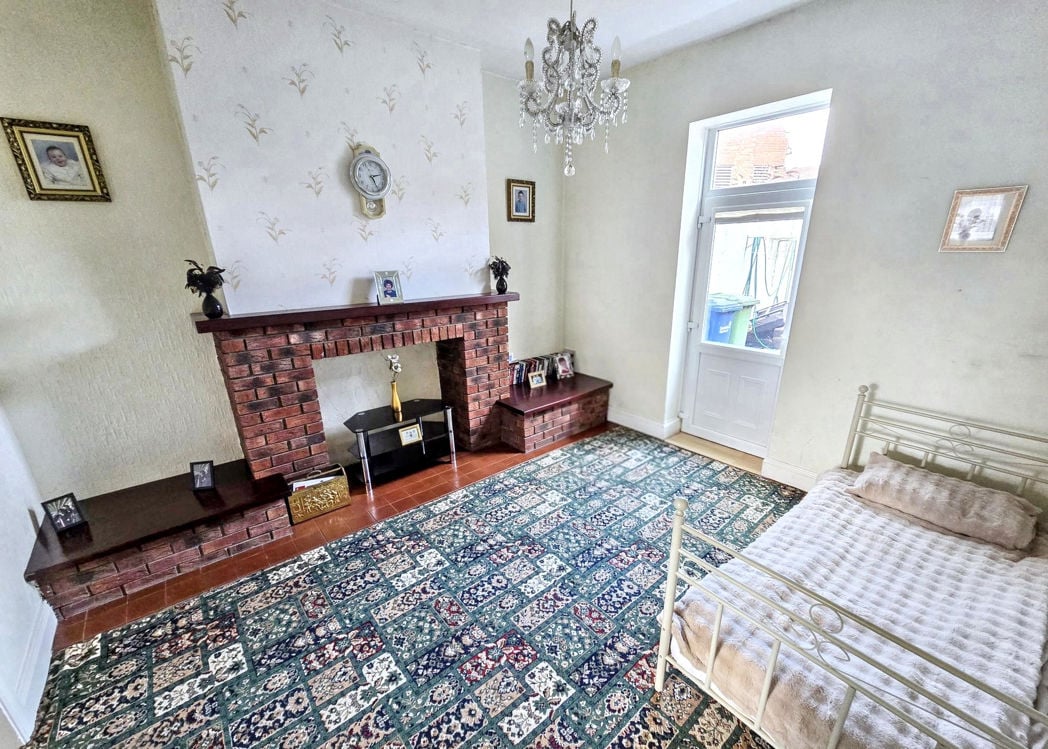 Property image 10 of 24