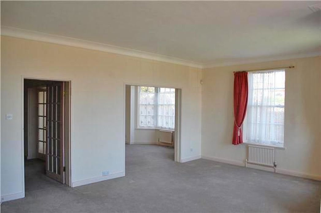 Property image 3 of 7