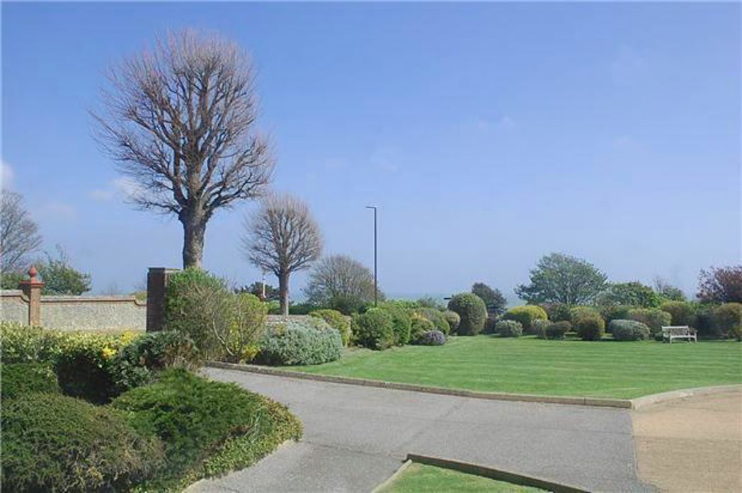 Property image 4 of 7