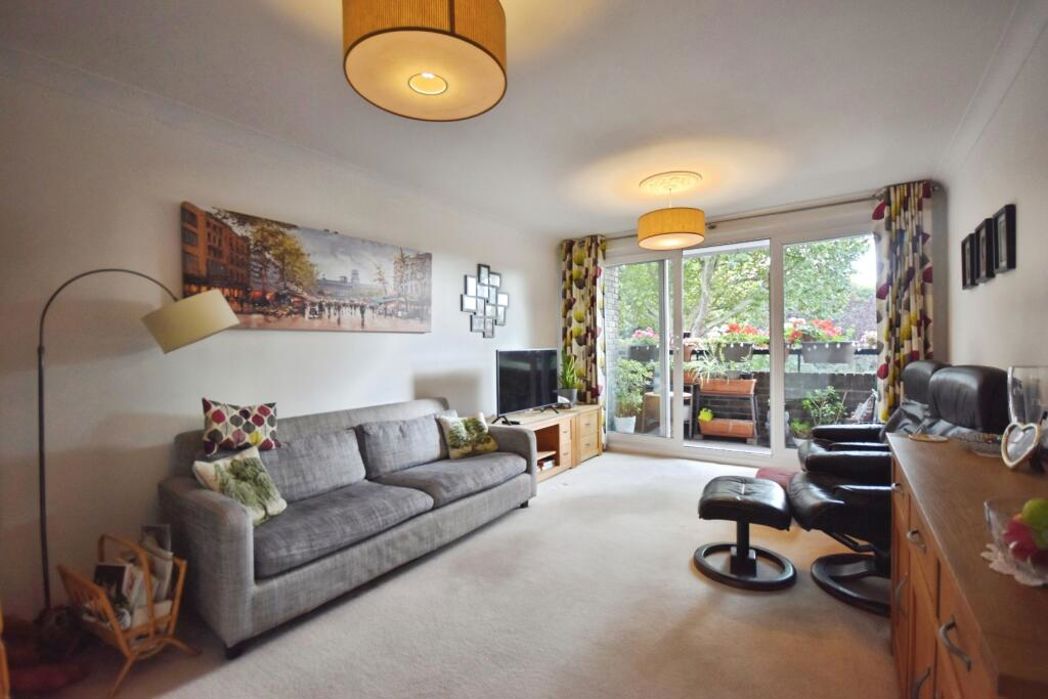 Property image 3 of 11