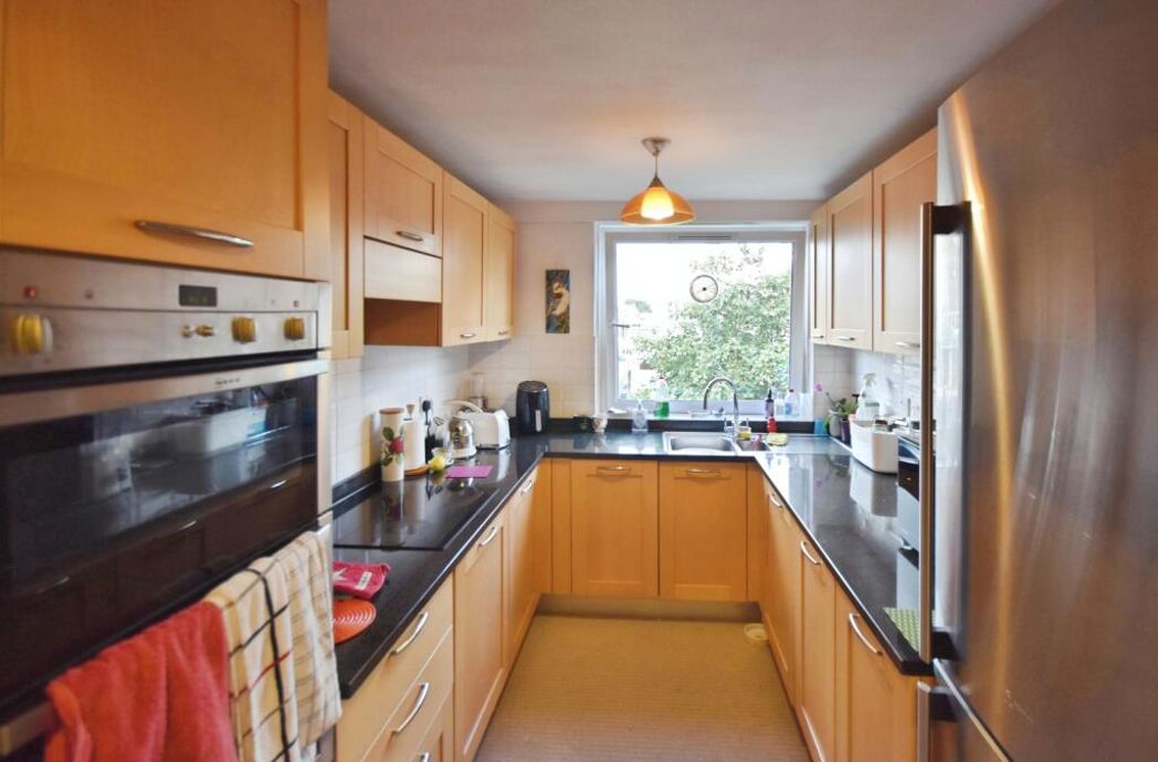 Property image 7 of 11