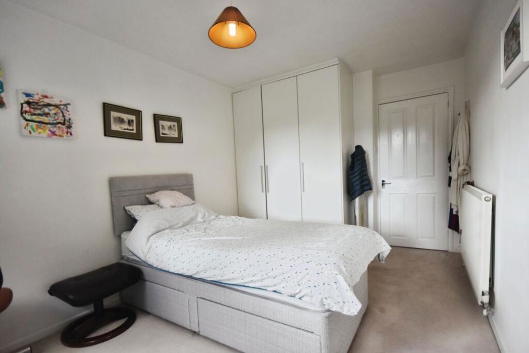 Property image 11 of 11