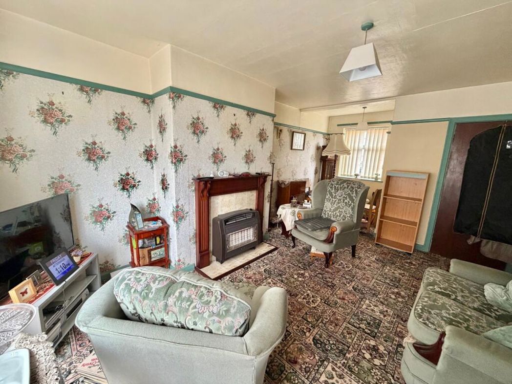 Property image 3 of 13