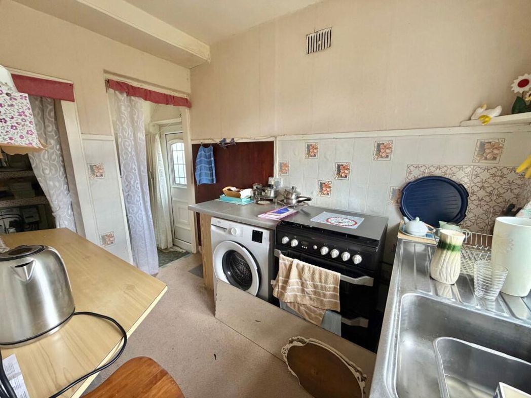 Property image 4 of 13