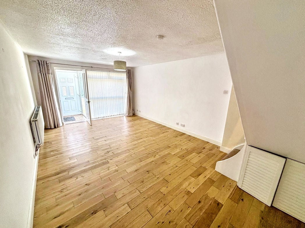Property image 2 of 7