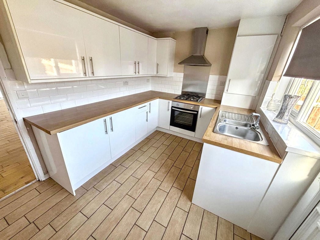 Property image 3 of 7