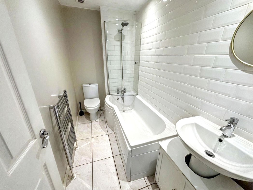 Property image 6 of 7