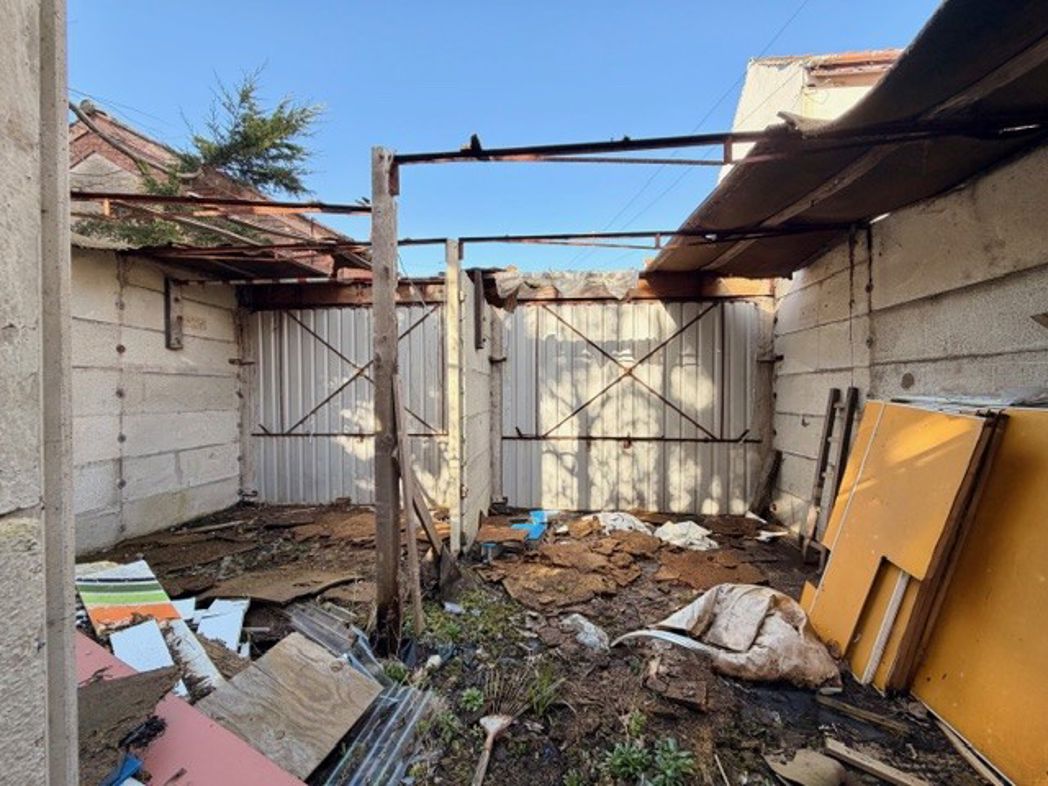 Property image 15 of 28