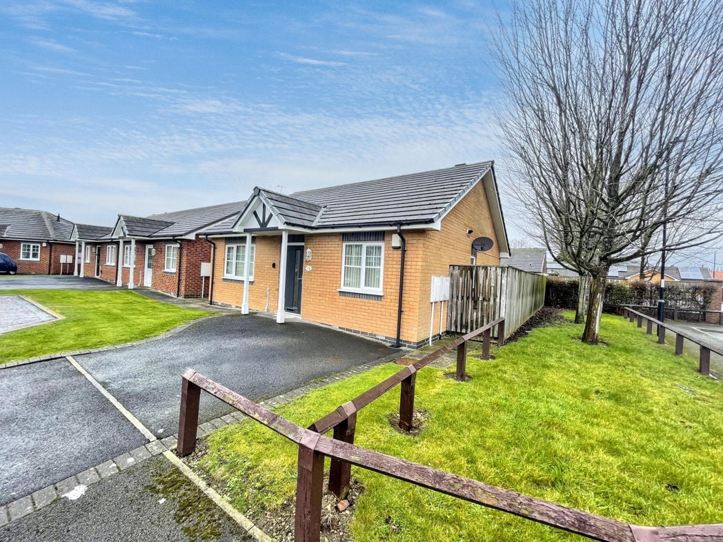 Property image 1 of 11