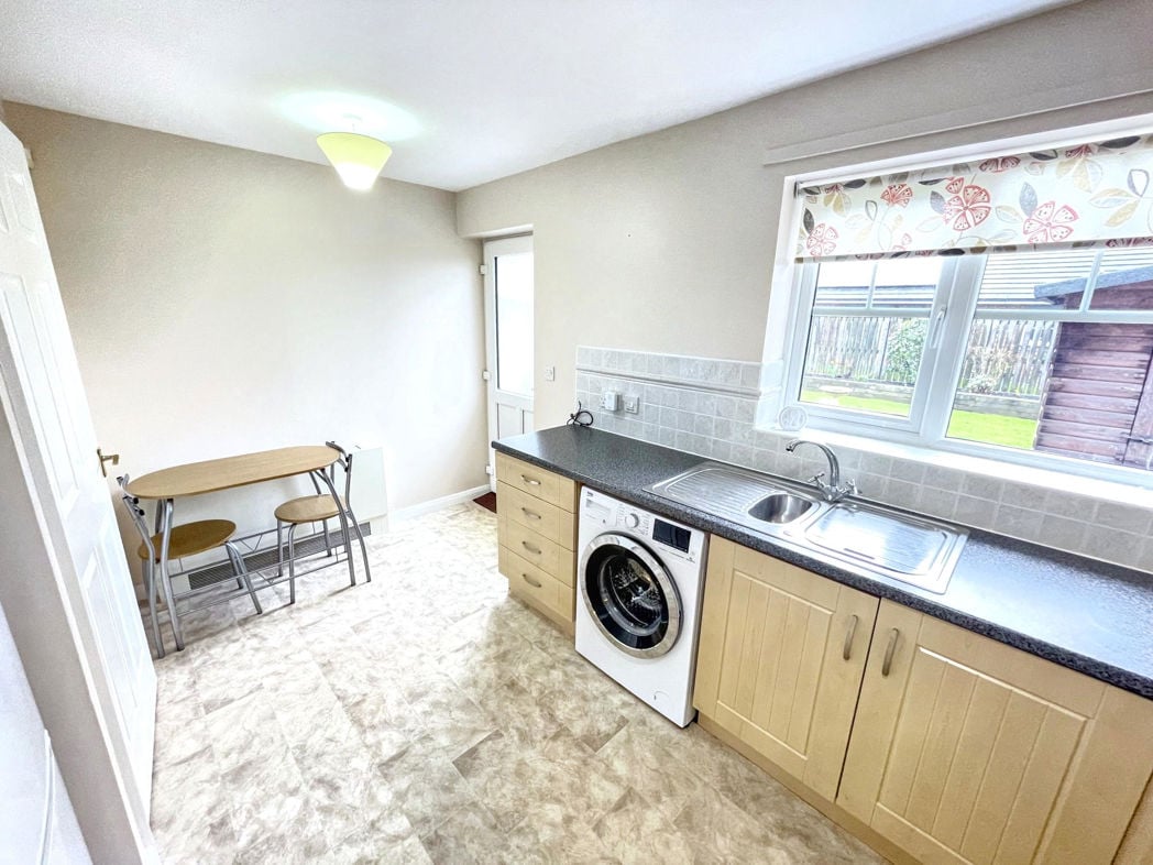 Property image 7 of 11