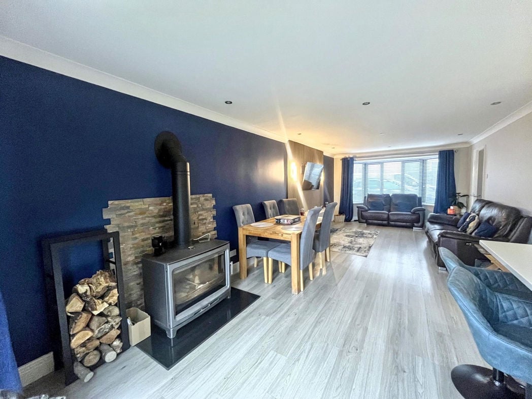 Property image 5 of 17