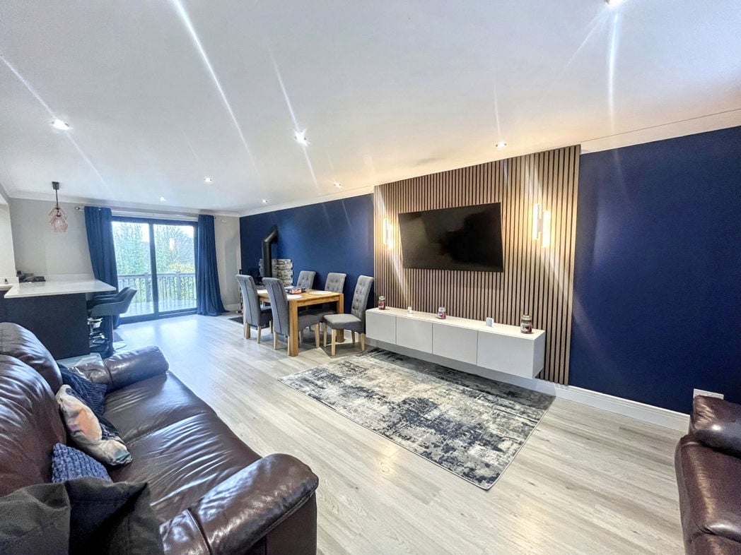 Property image 2 of 17