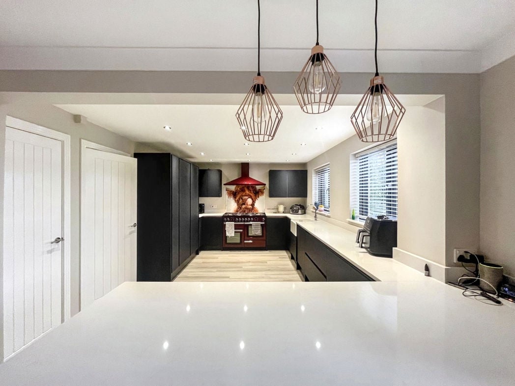 Property image 3 of 17