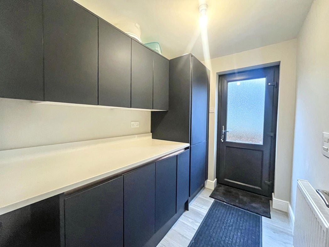 Property image 6 of 17