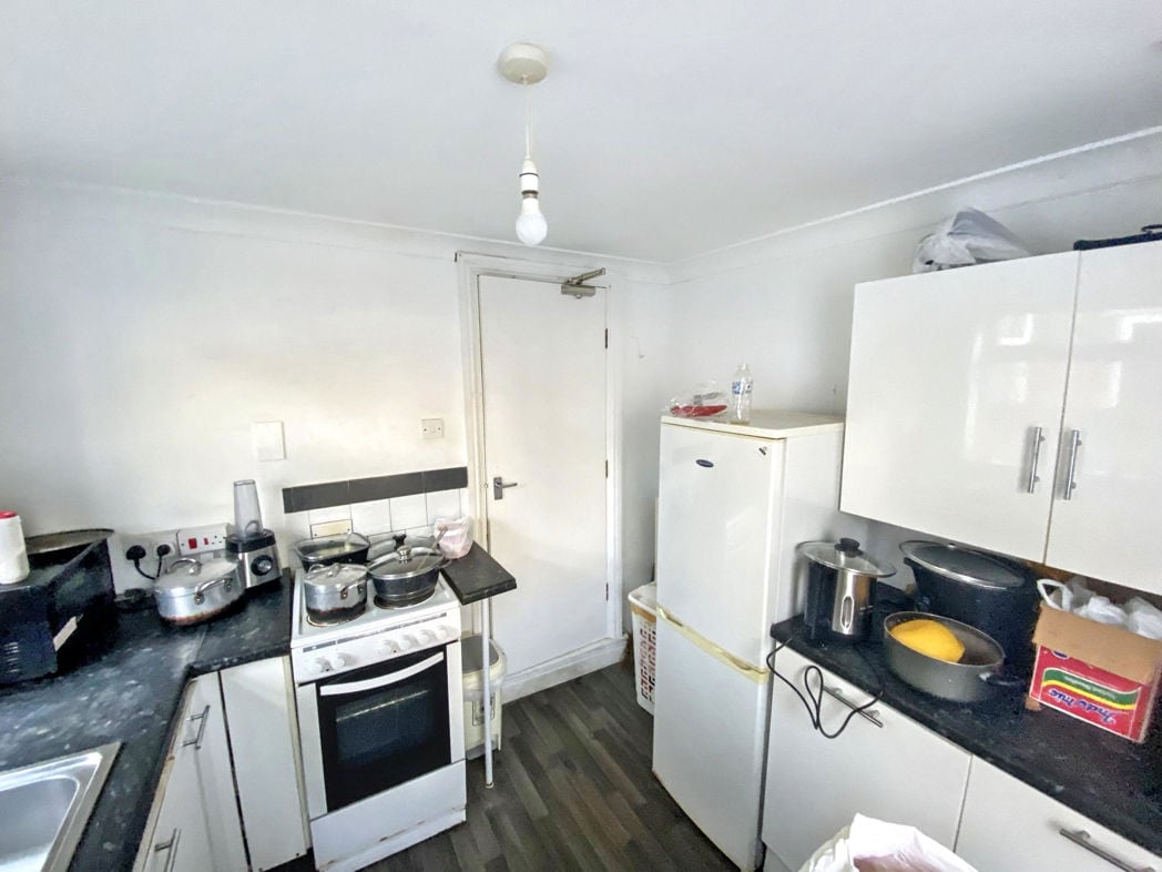 Property image 4 of 17