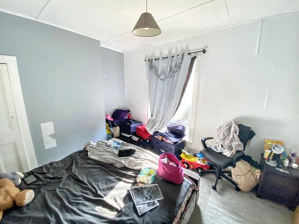 Property image 7 of 17