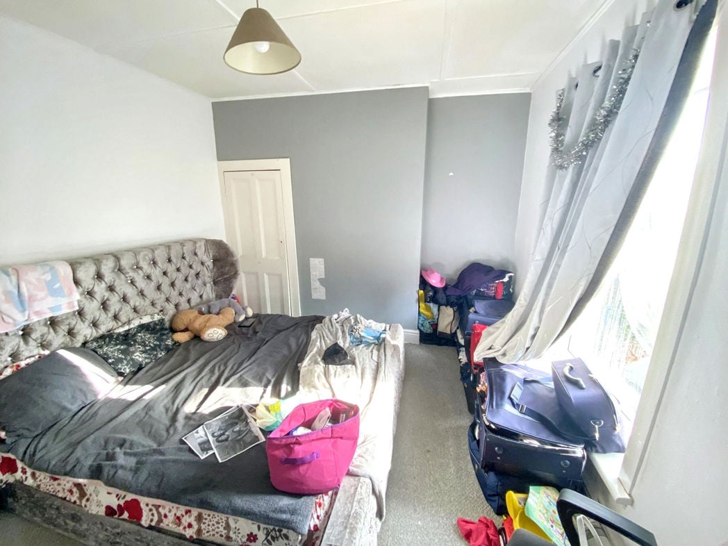 Property image 8 of 17