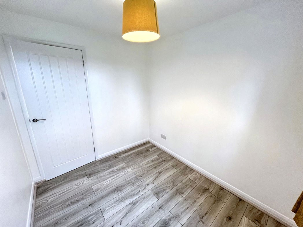 Property image 13 of 15