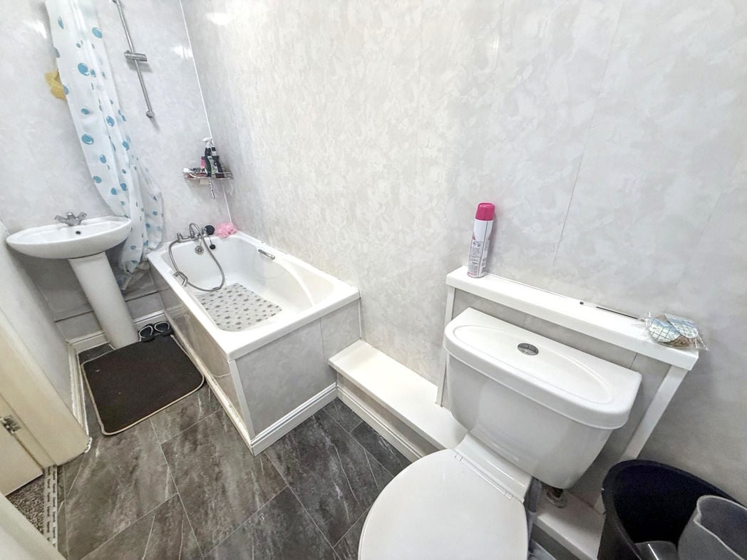 Property image 7 of 7