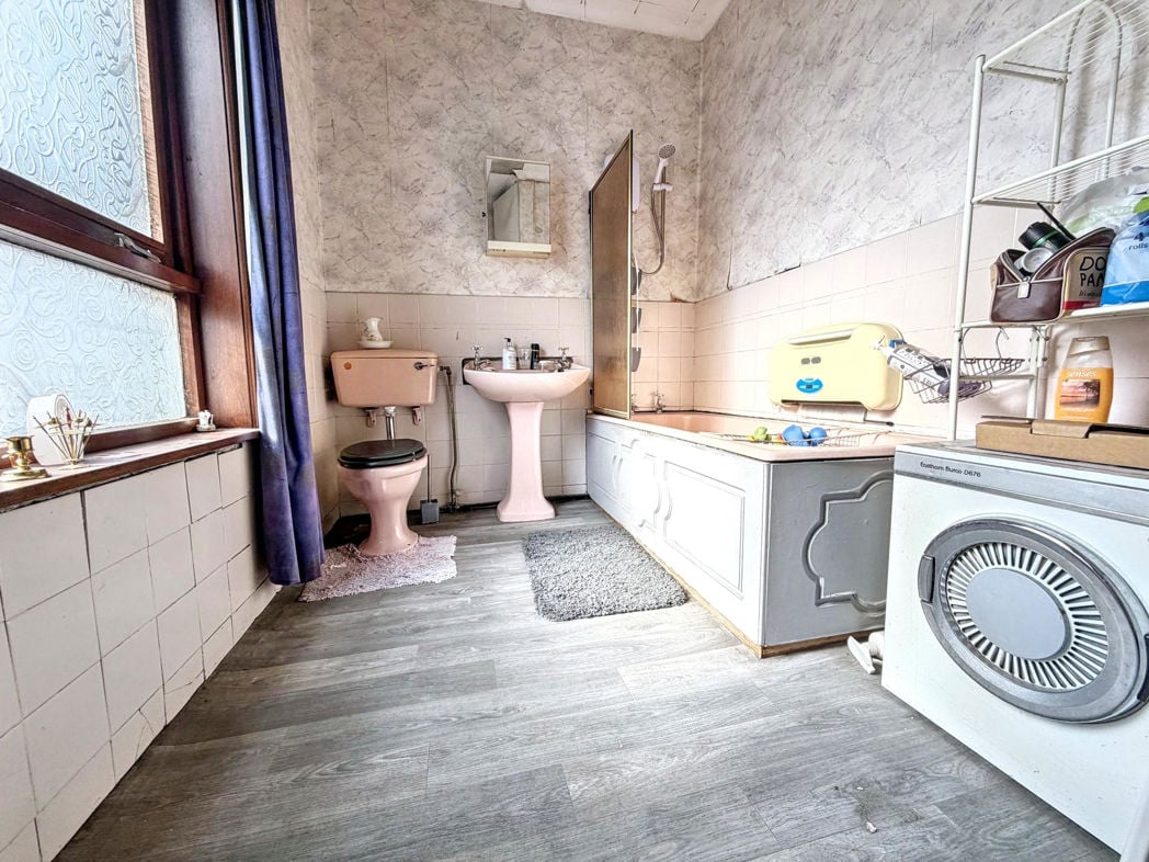 Property image 14 of 18