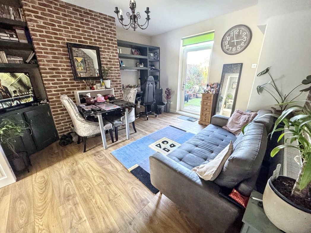Property image 6 of 14