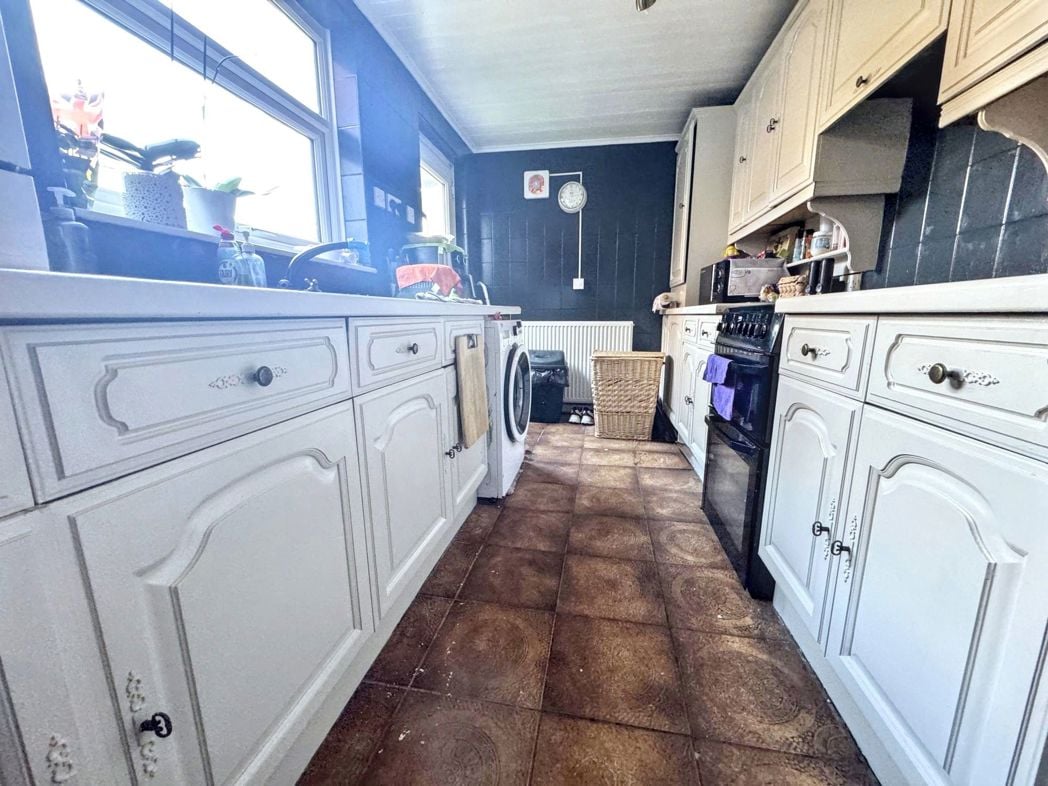 Property image 7 of 14