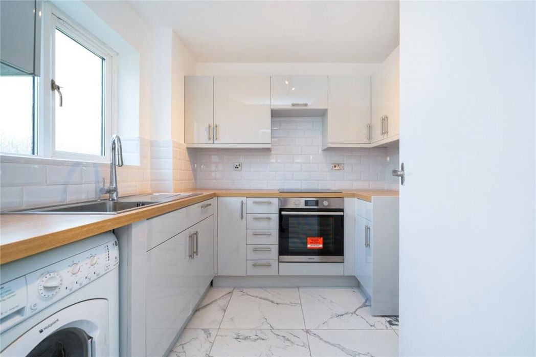 Property image 2 of 8