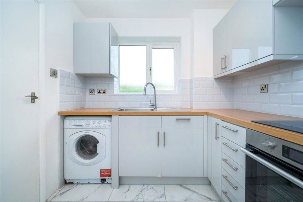 Property image 4 of 8