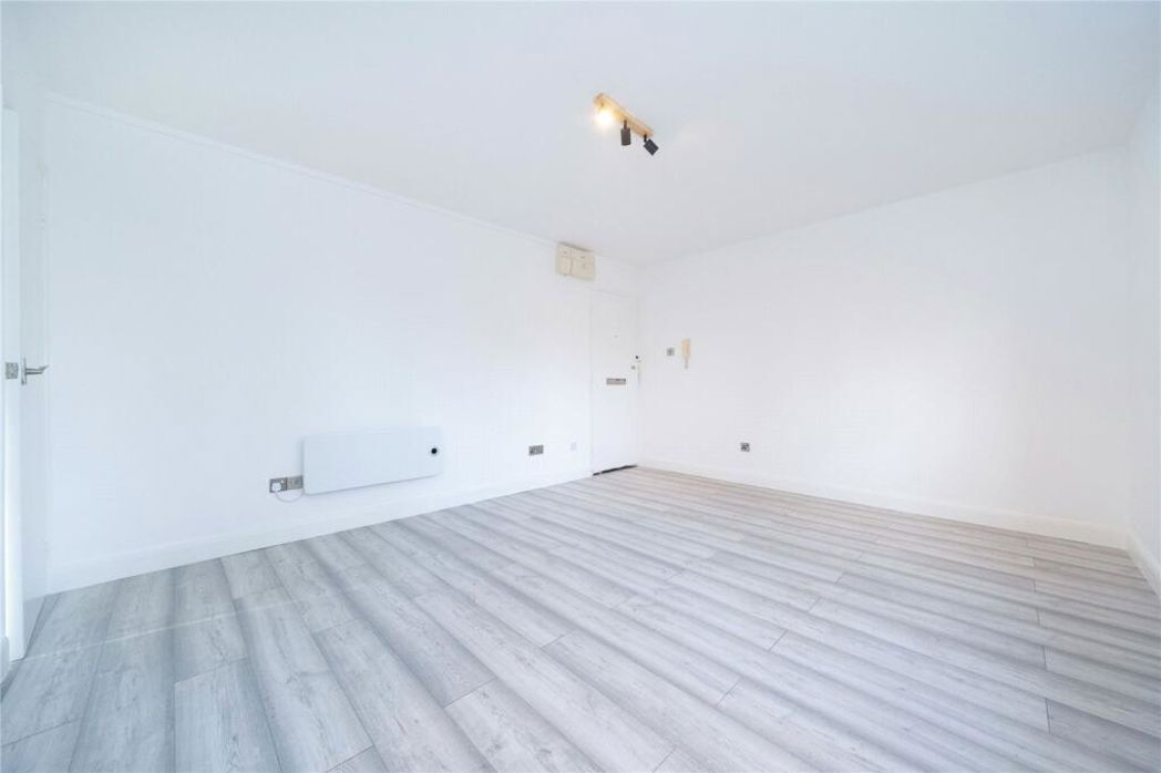 Property image 6 of 8