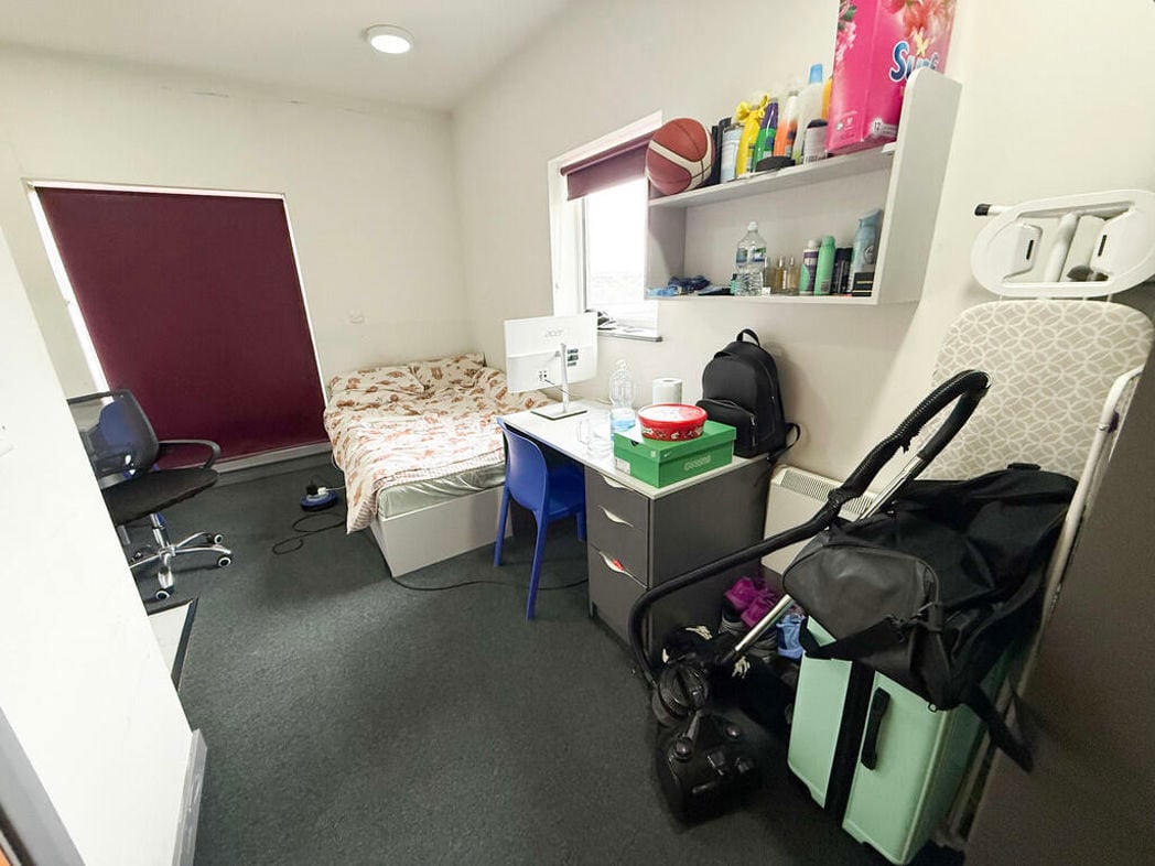 Property image 4 of 9