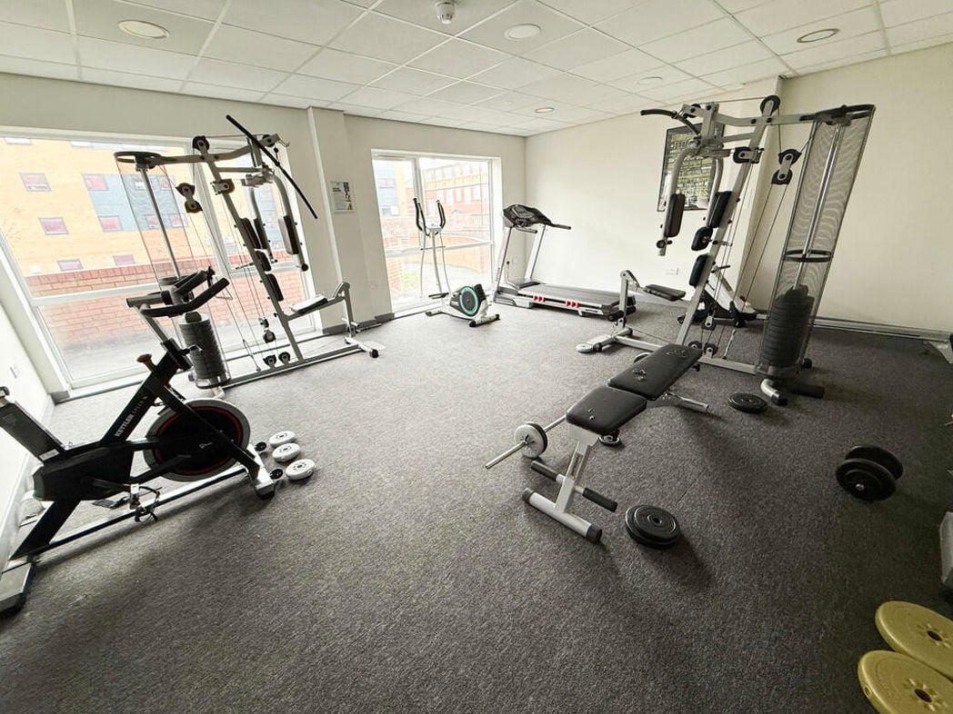 Property image 6 of 9