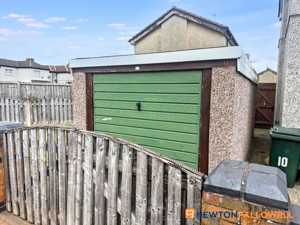 Property image 14 of 16