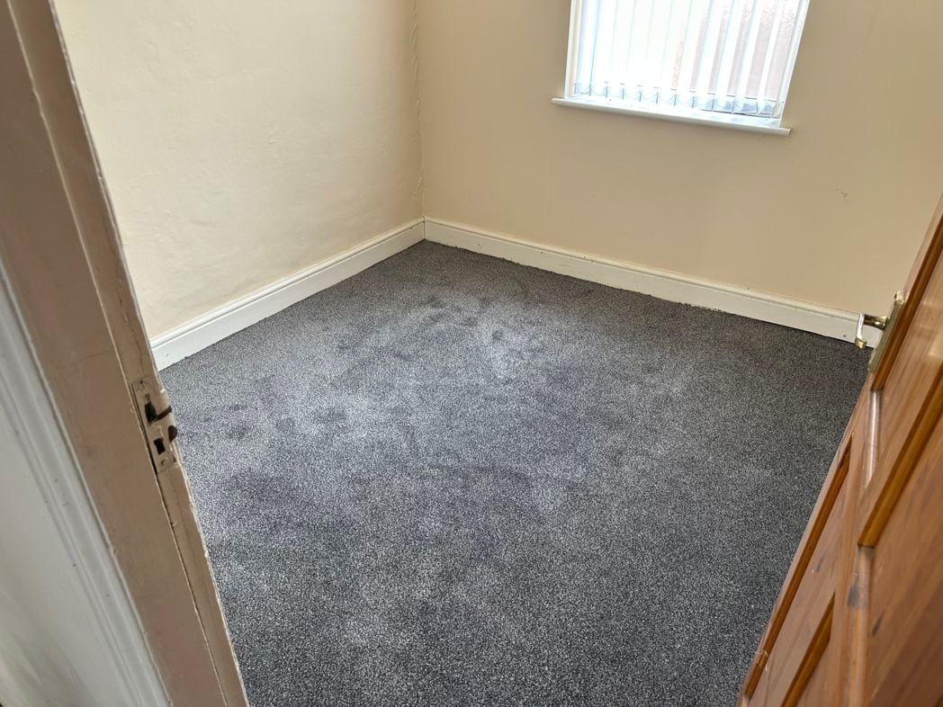 Property image 7 of 9