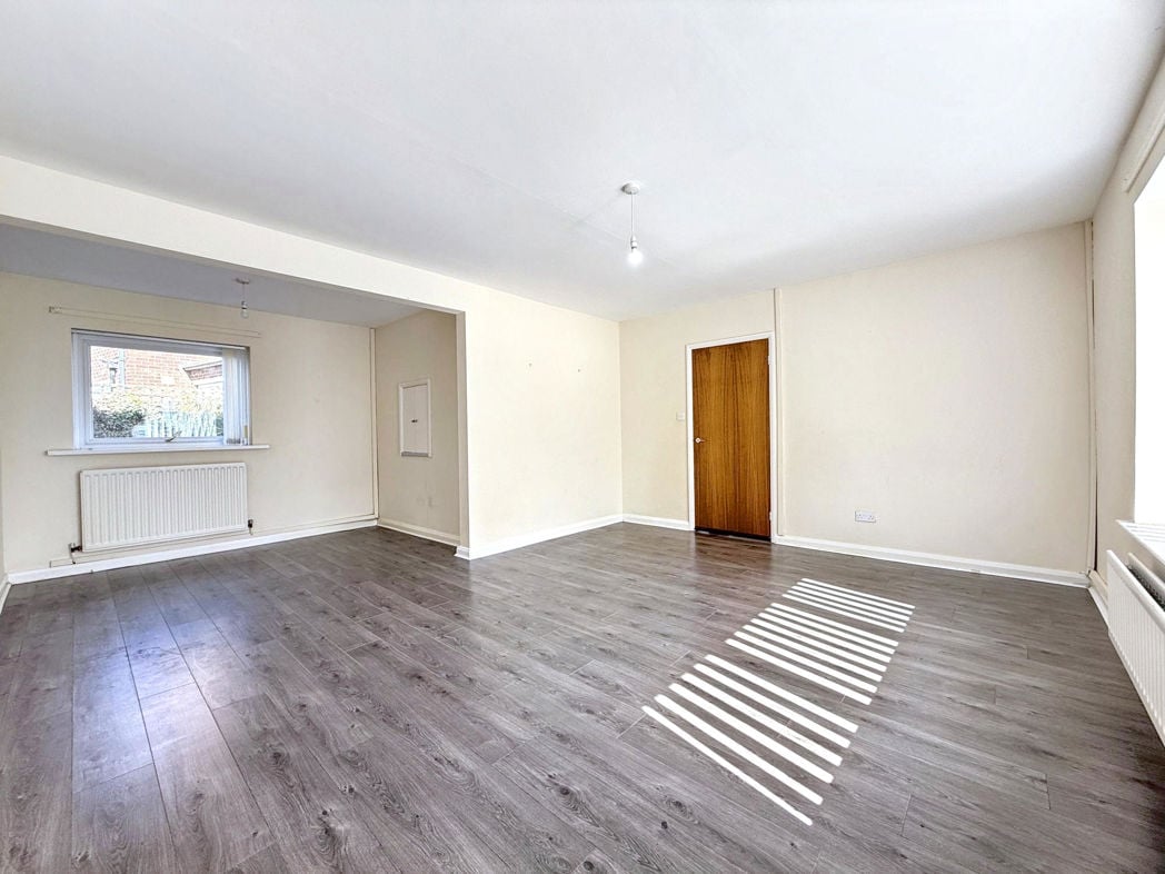 Property image 4 of 17