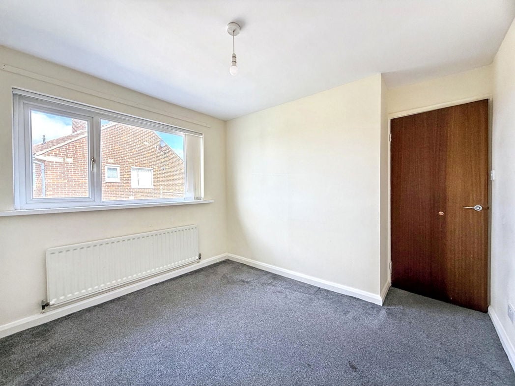 Property image 11 of 17