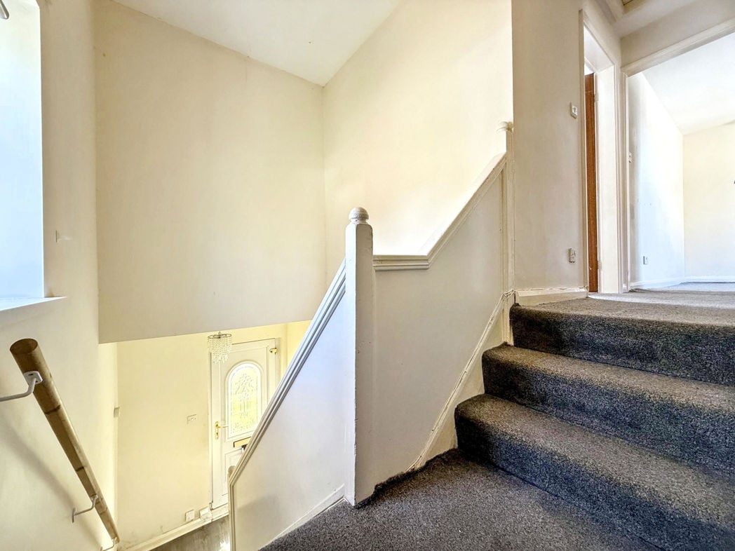 Property image 12 of 17