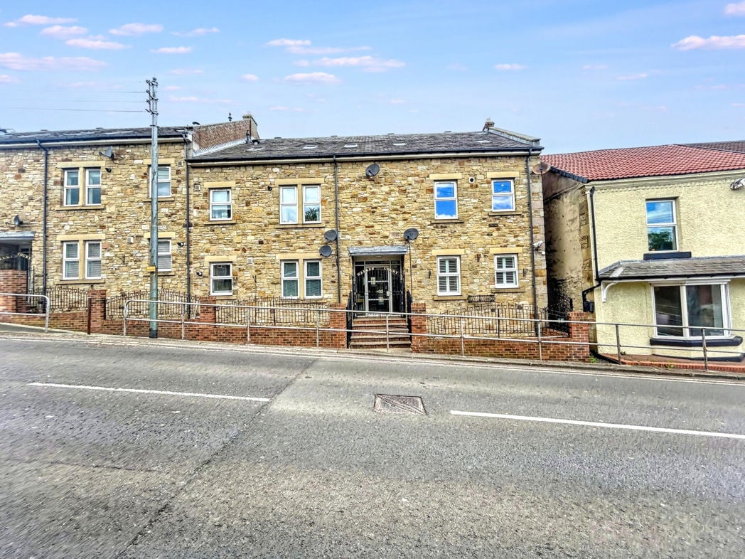 Property image 10 of 10