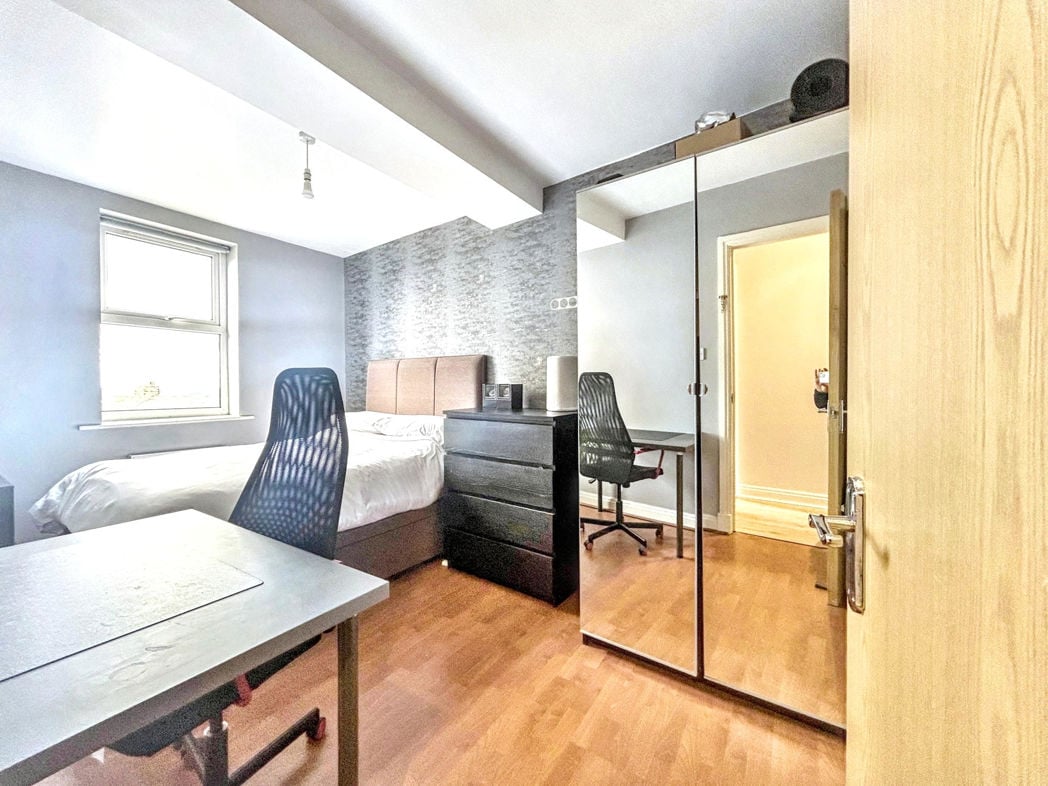 Property image 6 of 10