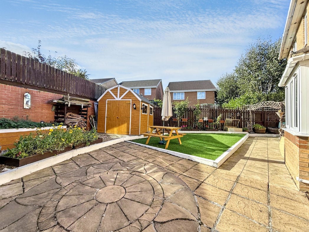 Property image 8 of 40