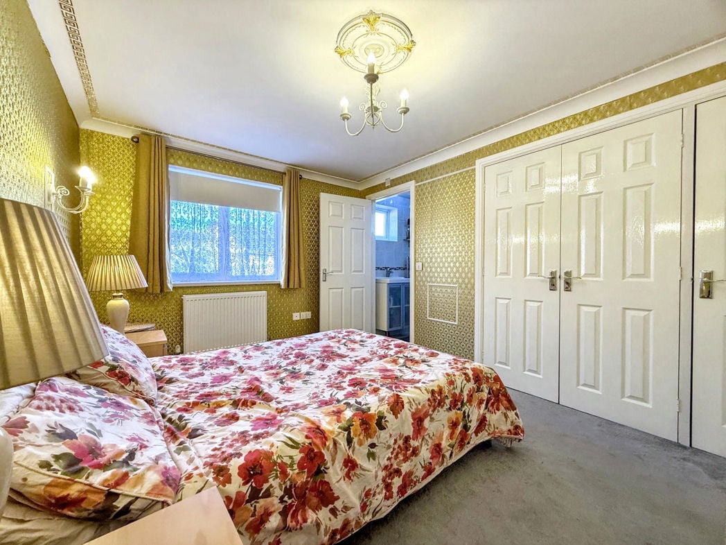 Property image 7 of 40
