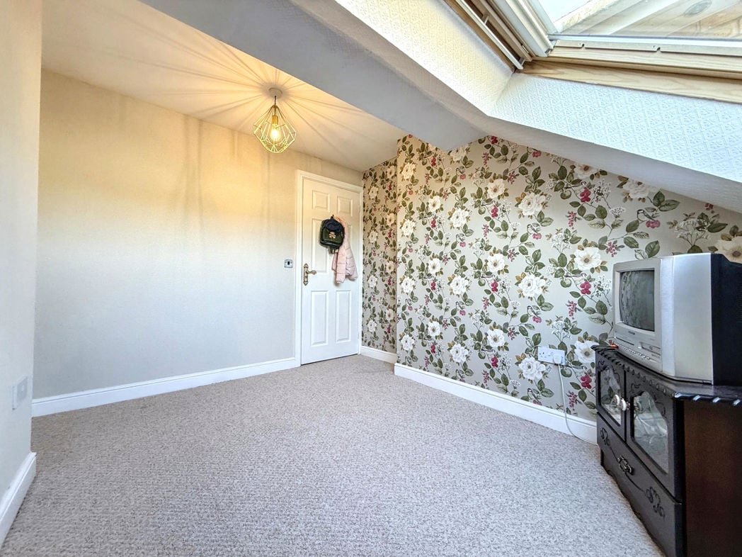 Property image 13 of 40