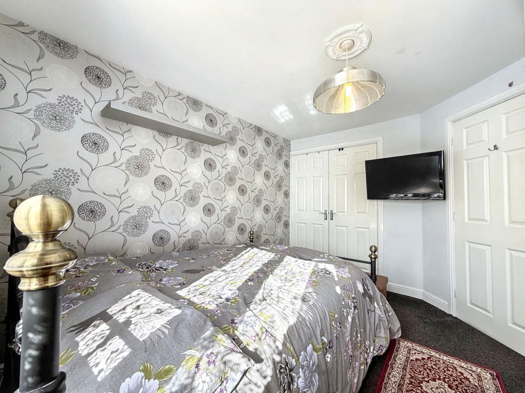 Property image 17 of 40
