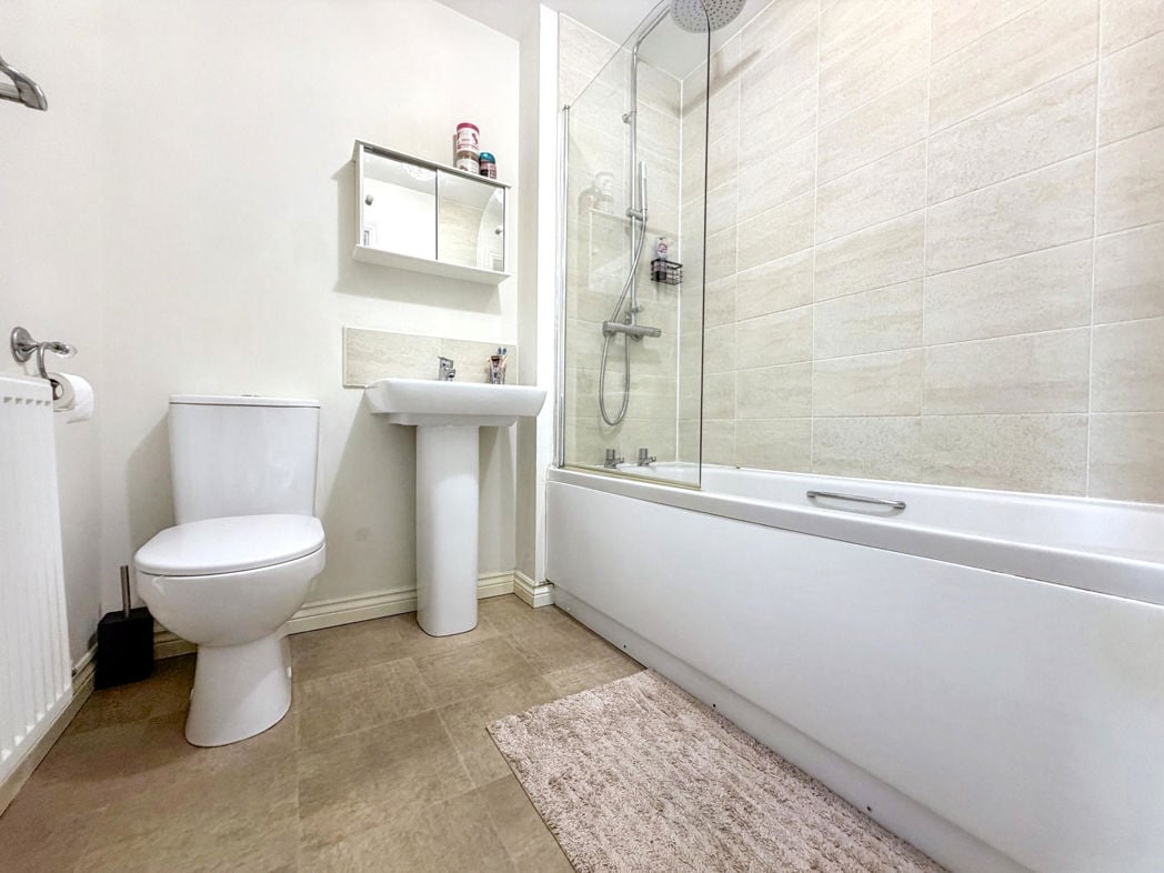 Property image 13 of 16