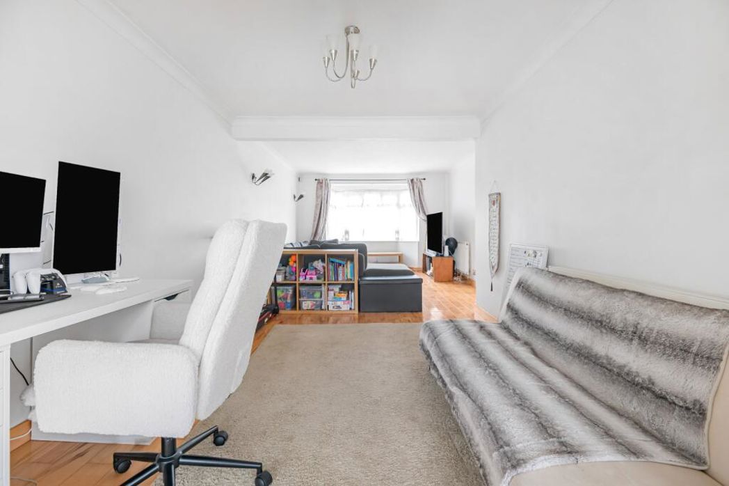 Property image 6 of 16