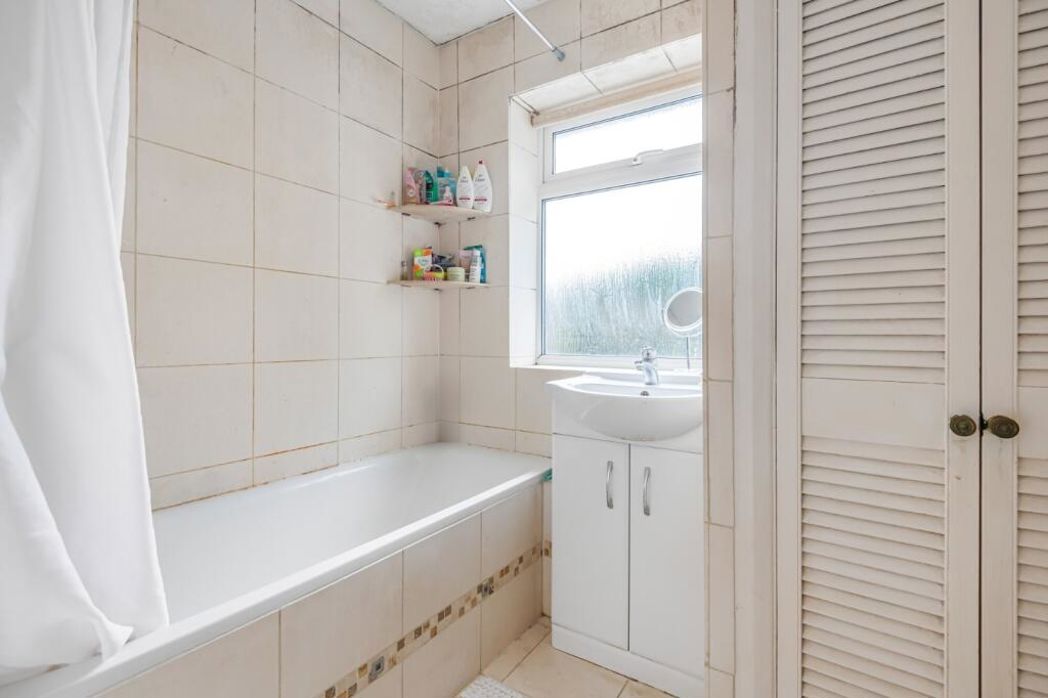 Property image 13 of 16