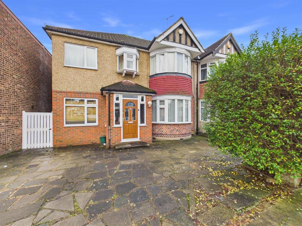 Property image 1 of 15