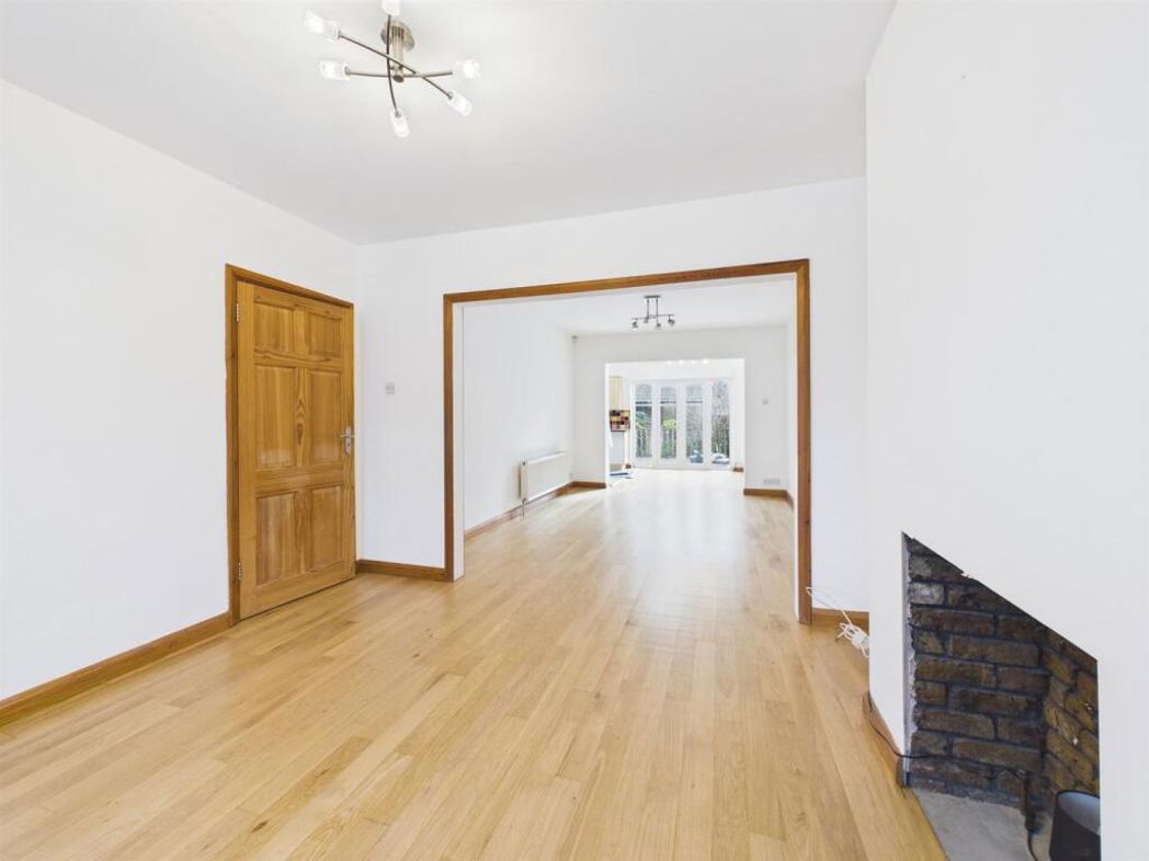 Property image 12 of 15