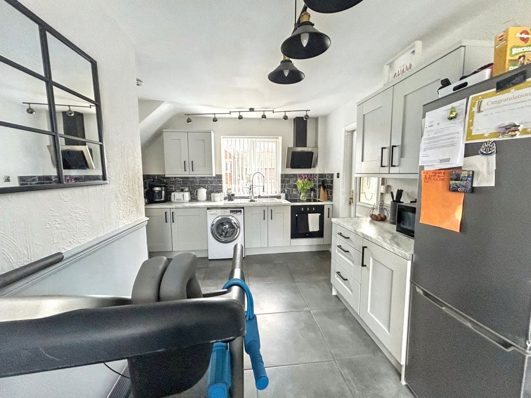 Property image 3 of 13
