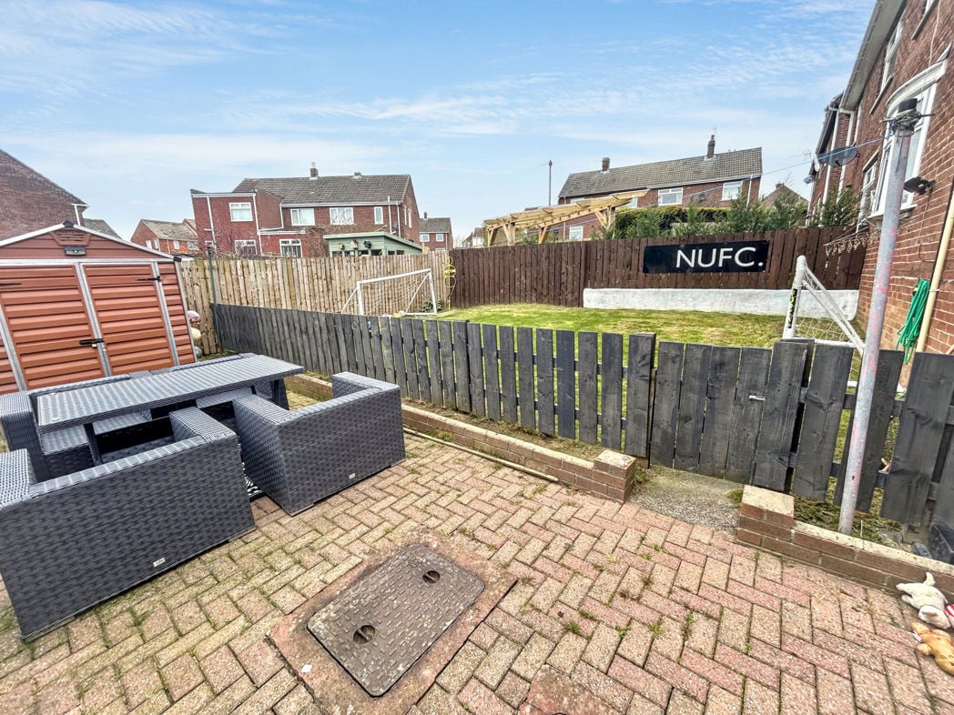 Property image 11 of 13