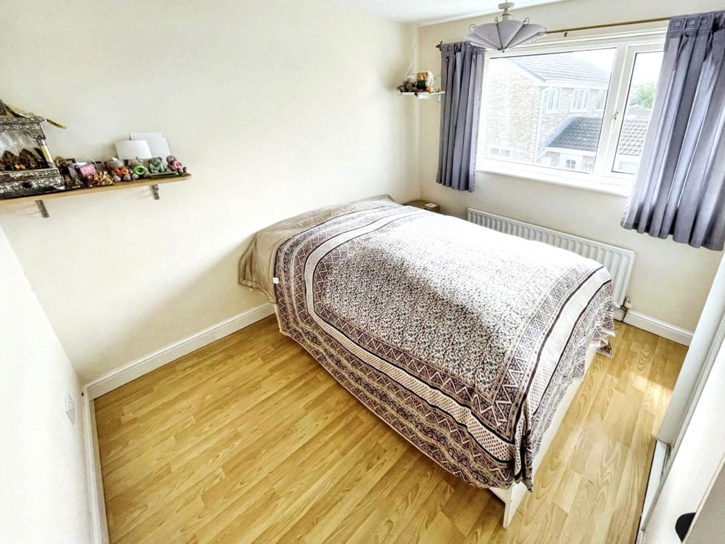 Property image 10 of 15